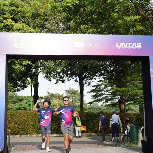Race photo from LINTAS TEKNOLOGI SOLUTIONS DAY