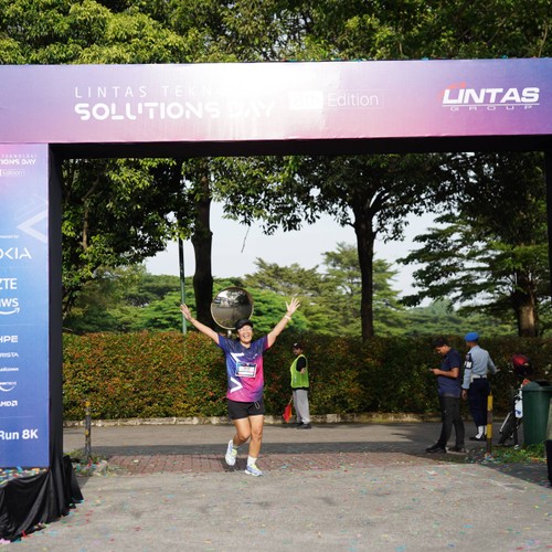Race photo from LINTAS TEKNOLOGI SOLUTIONS DAY
