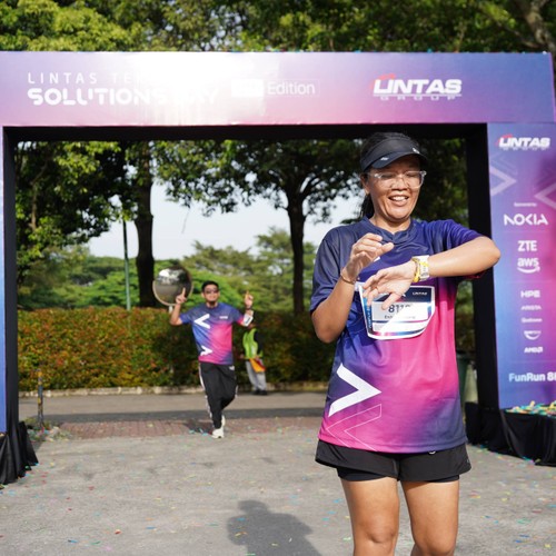 Race photo from LINTAS TEKNOLOGI SOLUTIONS DAY