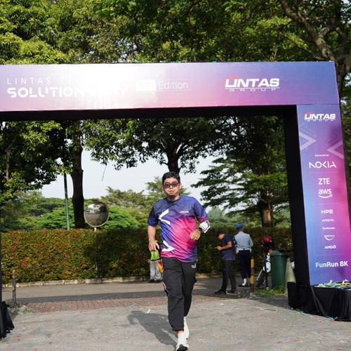 Race photo from LINTAS TEKNOLOGI SOLUTIONS DAY