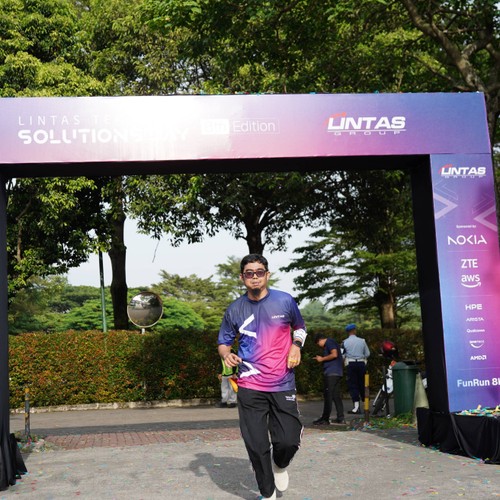 Race photo from LINTAS TEKNOLOGI SOLUTIONS DAY