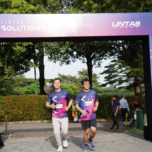 Race photo from LINTAS TEKNOLOGI SOLUTIONS DAY