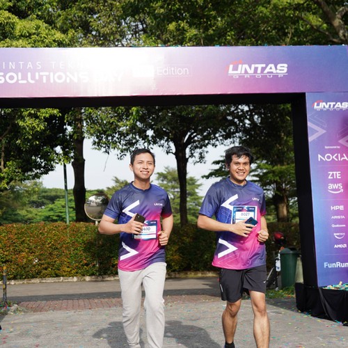 Race photo from LINTAS TEKNOLOGI SOLUTIONS DAY