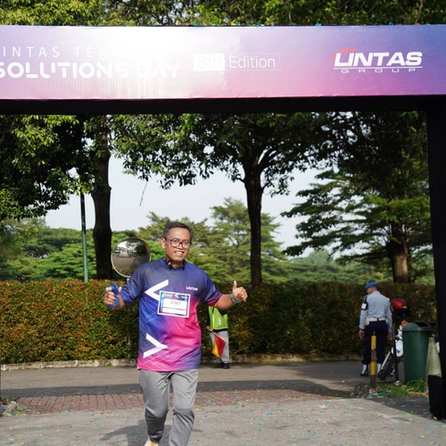Race photo from LINTAS TEKNOLOGI SOLUTIONS DAY