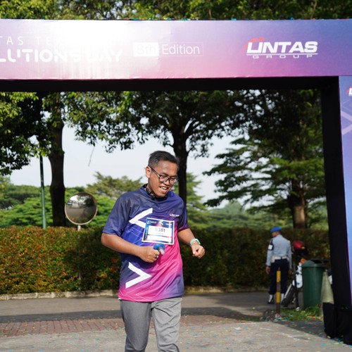 Race photo from LINTAS TEKNOLOGI SOLUTIONS DAY