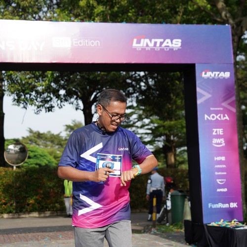 Race photo from LINTAS TEKNOLOGI SOLUTIONS DAY