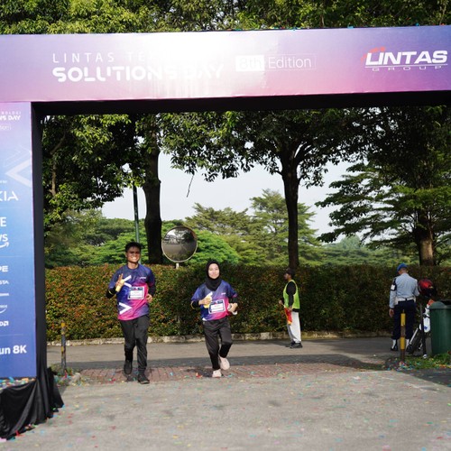 Race photo from LINTAS TEKNOLOGI SOLUTIONS DAY