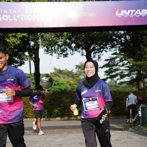 Race photo from LINTAS TEKNOLOGI SOLUTIONS DAY