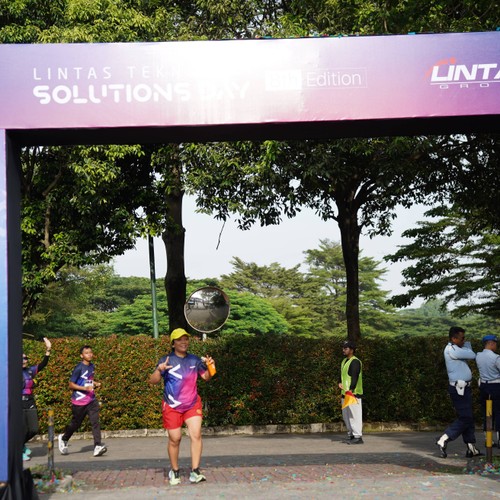 Race photo from LINTAS TEKNOLOGI SOLUTIONS DAY