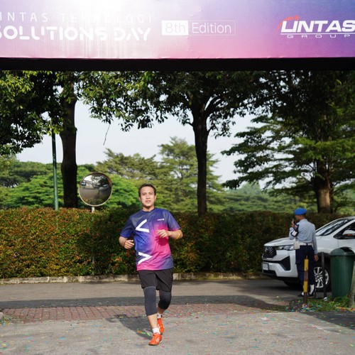 Race photo from LINTAS TEKNOLOGI SOLUTIONS DAY