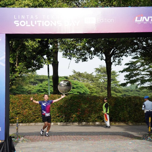 Race photo from LINTAS TEKNOLOGI SOLUTIONS DAY