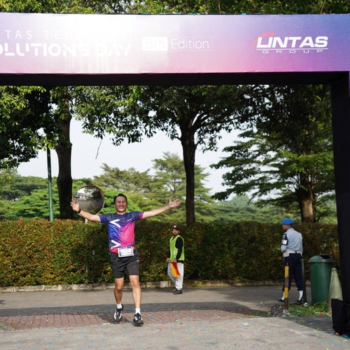 Race photo from LINTAS TEKNOLOGI SOLUTIONS DAY