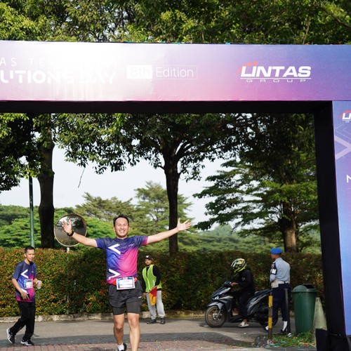 Race photo from LINTAS TEKNOLOGI SOLUTIONS DAY