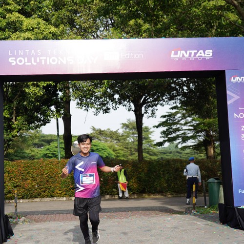 Race photo from LINTAS TEKNOLOGI SOLUTIONS DAY