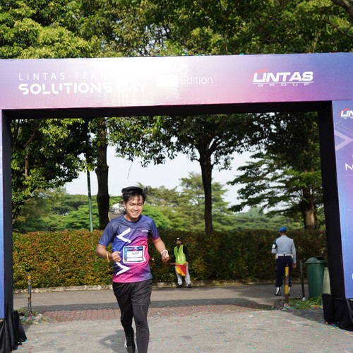 Race photo from LINTAS TEKNOLOGI SOLUTIONS DAY