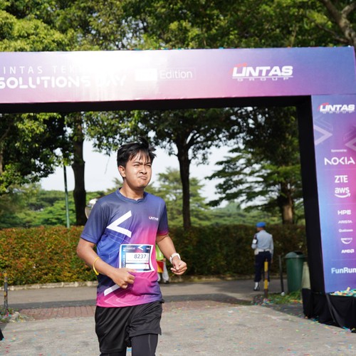 Race photo from LINTAS TEKNOLOGI SOLUTIONS DAY