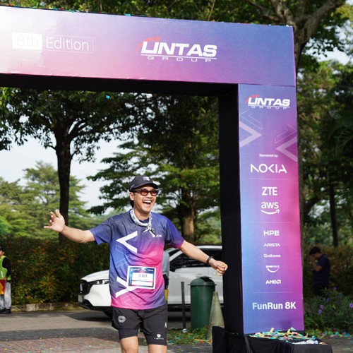 Race photo from LINTAS TEKNOLOGI SOLUTIONS DAY