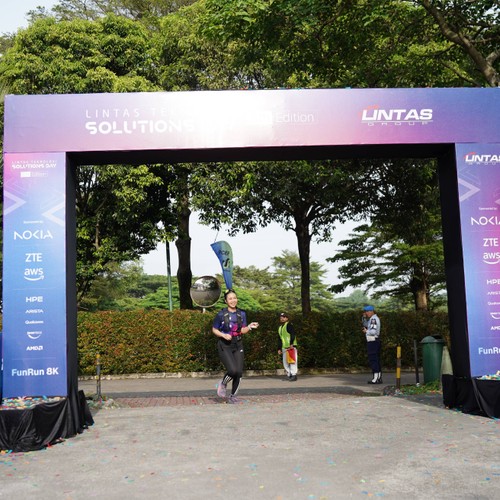 Race photo from LINTAS TEKNOLOGI SOLUTIONS DAY