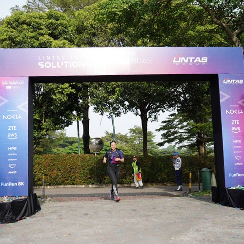 Race photo from LINTAS TEKNOLOGI SOLUTIONS DAY