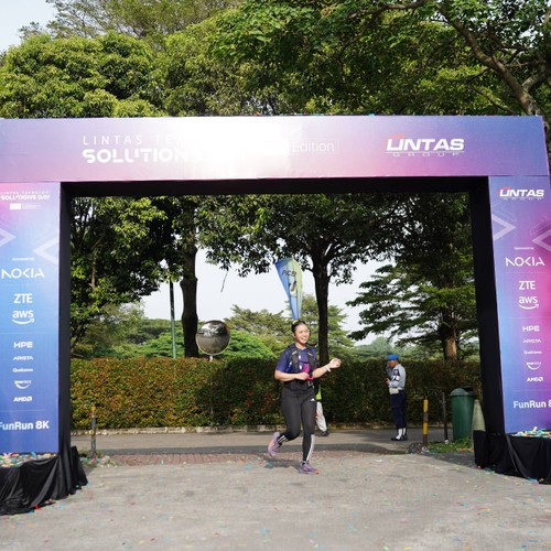 Race photo from LINTAS TEKNOLOGI SOLUTIONS DAY