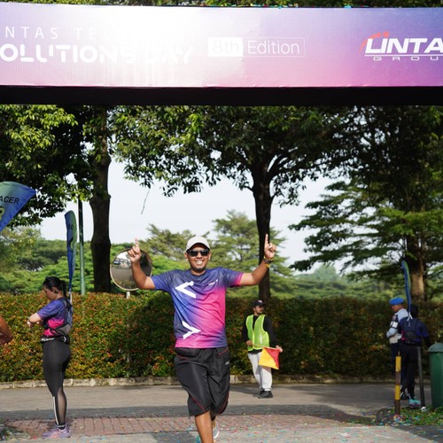 Race photo from LINTAS TEKNOLOGI SOLUTIONS DAY