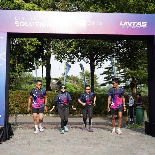 Race photo from LINTAS TEKNOLOGI SOLUTIONS DAY