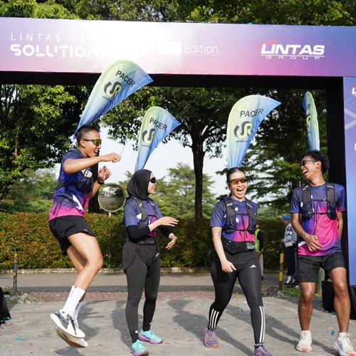 Race photo from LINTAS TEKNOLOGI SOLUTIONS DAY