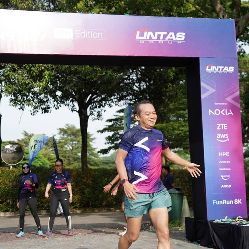 Race photo from LINTAS TEKNOLOGI SOLUTIONS DAY