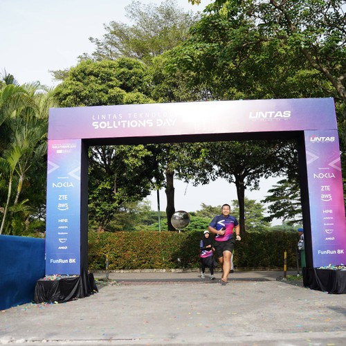 Race photo from LINTAS TEKNOLOGI SOLUTIONS DAY