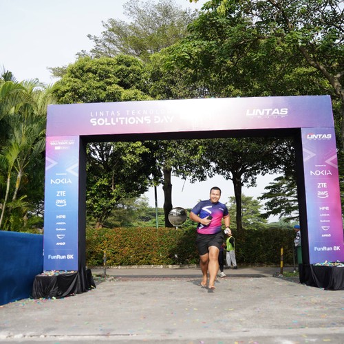 Race photo from LINTAS TEKNOLOGI SOLUTIONS DAY
