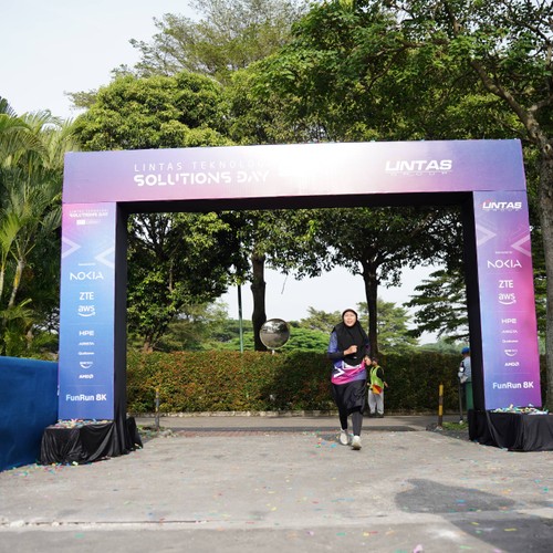 Race photo from LINTAS TEKNOLOGI SOLUTIONS DAY