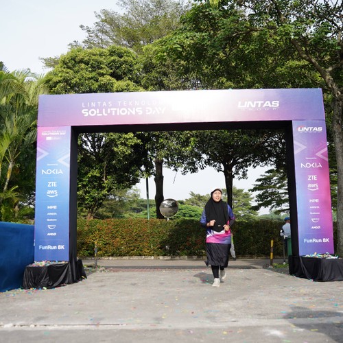 Race photo from LINTAS TEKNOLOGI SOLUTIONS DAY