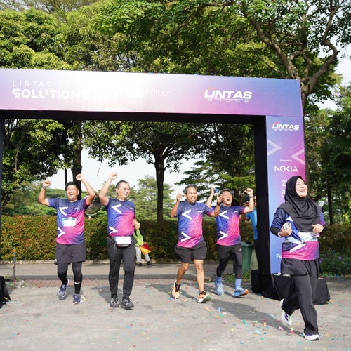 Race photo from LINTAS TEKNOLOGI SOLUTIONS DAY