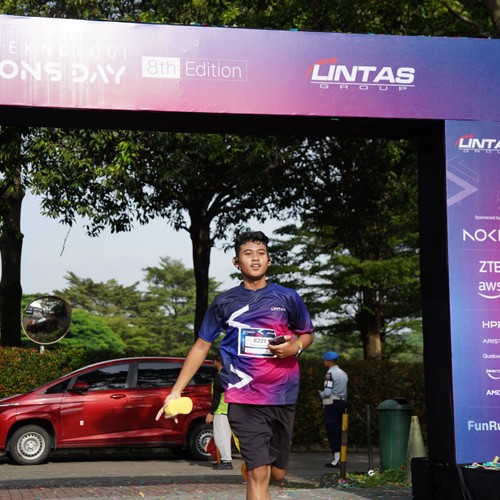 Race photo from LINTAS TEKNOLOGI SOLUTIONS DAY