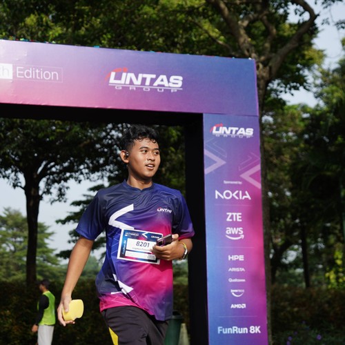 Race photo from LINTAS TEKNOLOGI SOLUTIONS DAY