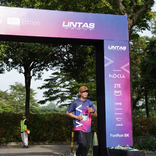 Race photo from LINTAS TEKNOLOGI SOLUTIONS DAY