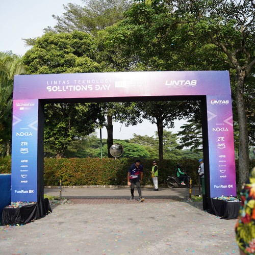 Race photo from LINTAS TEKNOLOGI SOLUTIONS DAY