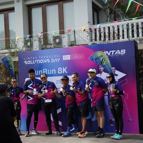 Race photo from LINTAS TEKNOLOGI SOLUTIONS DAY