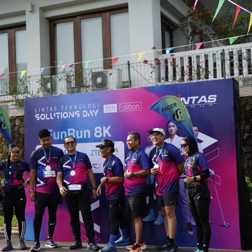 Race photo from LINTAS TEKNOLOGI SOLUTIONS DAY