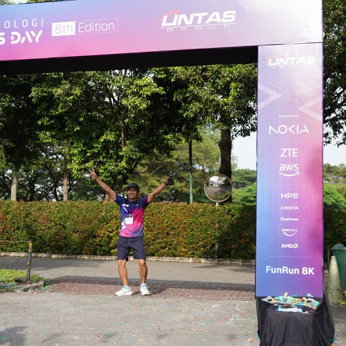 Race photo from LINTAS TEKNOLOGI SOLUTIONS DAY