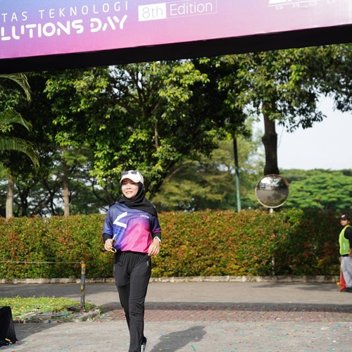 Race photo from LINTAS TEKNOLOGI SOLUTIONS DAY