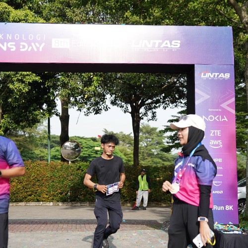 Race photo from LINTAS TEKNOLOGI SOLUTIONS DAY