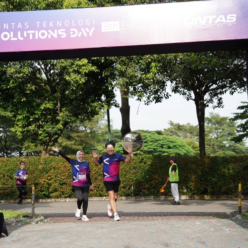 Race photo from LINTAS TEKNOLOGI SOLUTIONS DAY