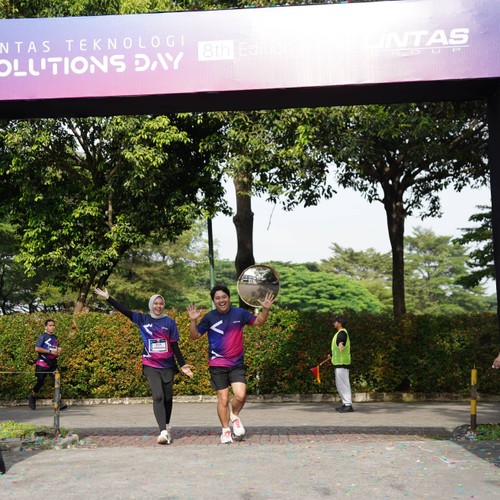 Race photo from LINTAS TEKNOLOGI SOLUTIONS DAY