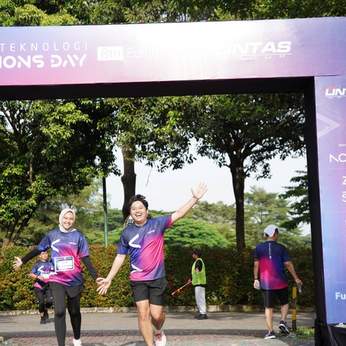 Race photo from LINTAS TEKNOLOGI SOLUTIONS DAY
