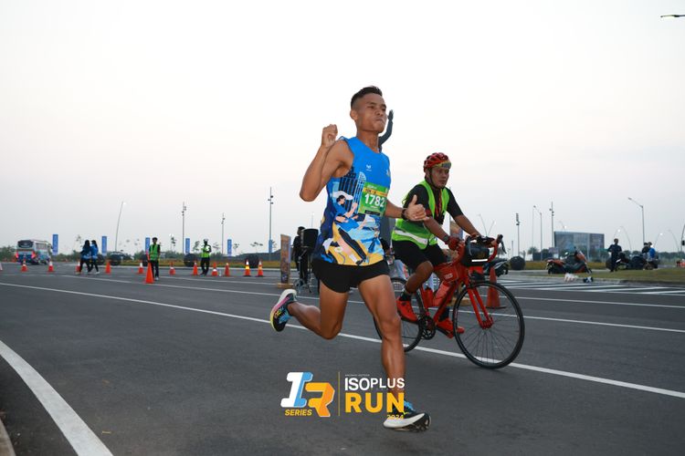 Race photo from ISOPlus Run 2024 Jakarta