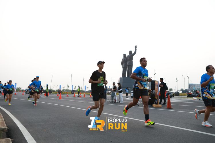 Race photo from ISOPlus Run 2024 Jakarta
