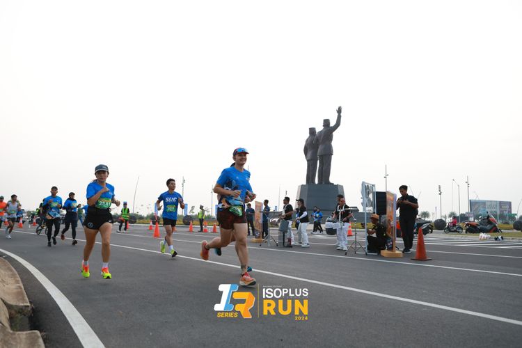 Race photo from ISOPlus Run 2024 Jakarta