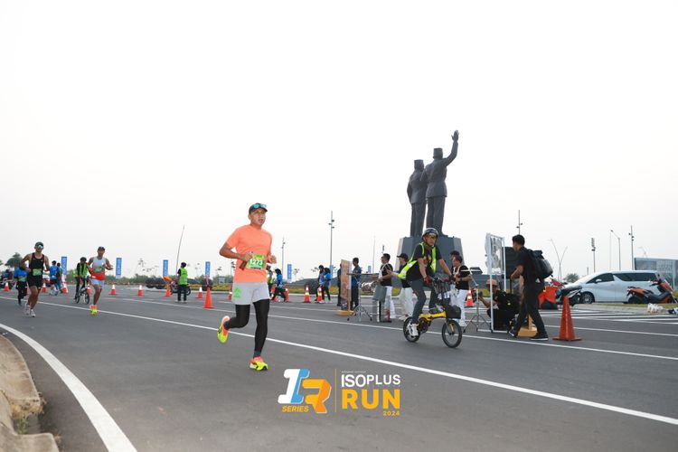 Race photo from ISOPlus Run 2024 Jakarta