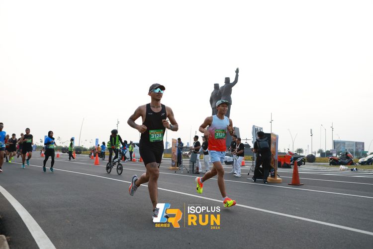 Race photo from ISOPlus Run 2024 Jakarta